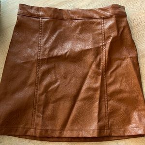 Girls Large (10/12) art class faux leather skirt